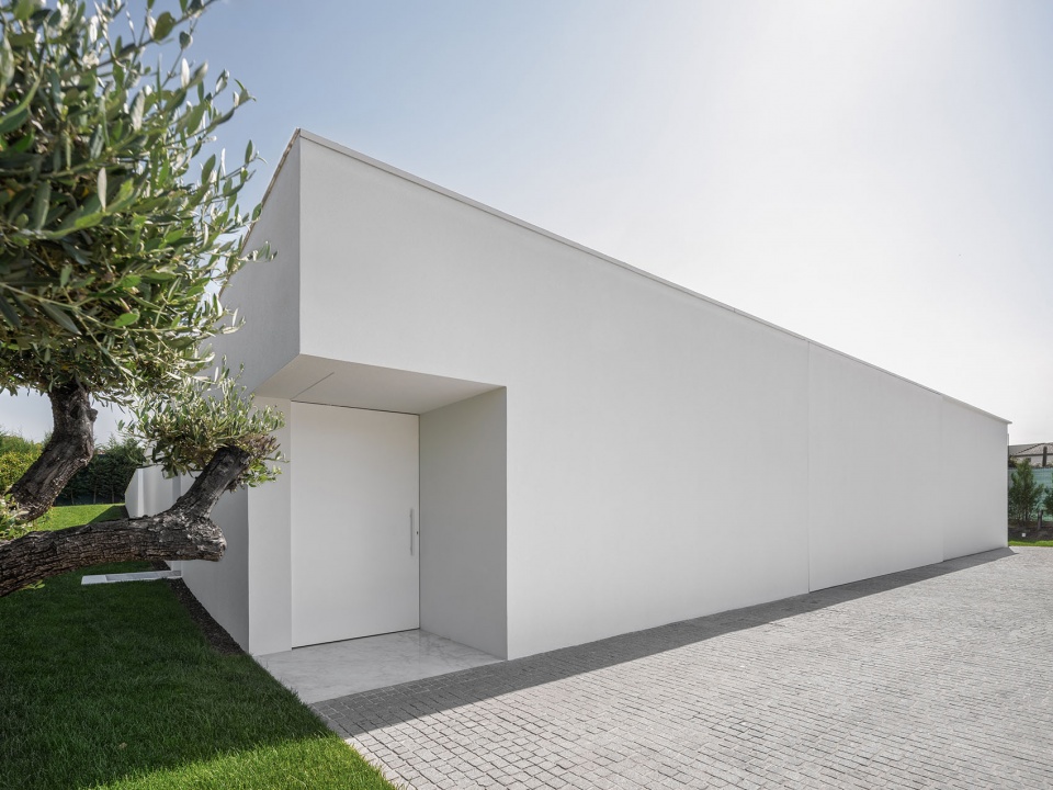 MSBC HOUSE by NOARQ