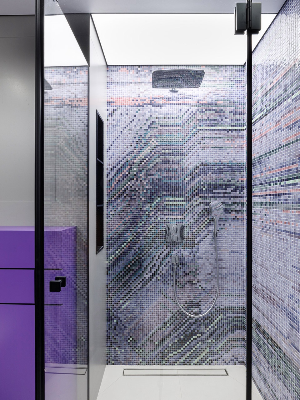 Manifest of Digital Aesthetics in a Residential Interior