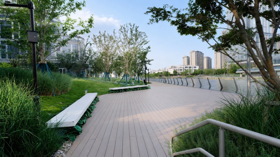 Riverside Landscape Design of Green Belts on Both Sides of Dadongjiang