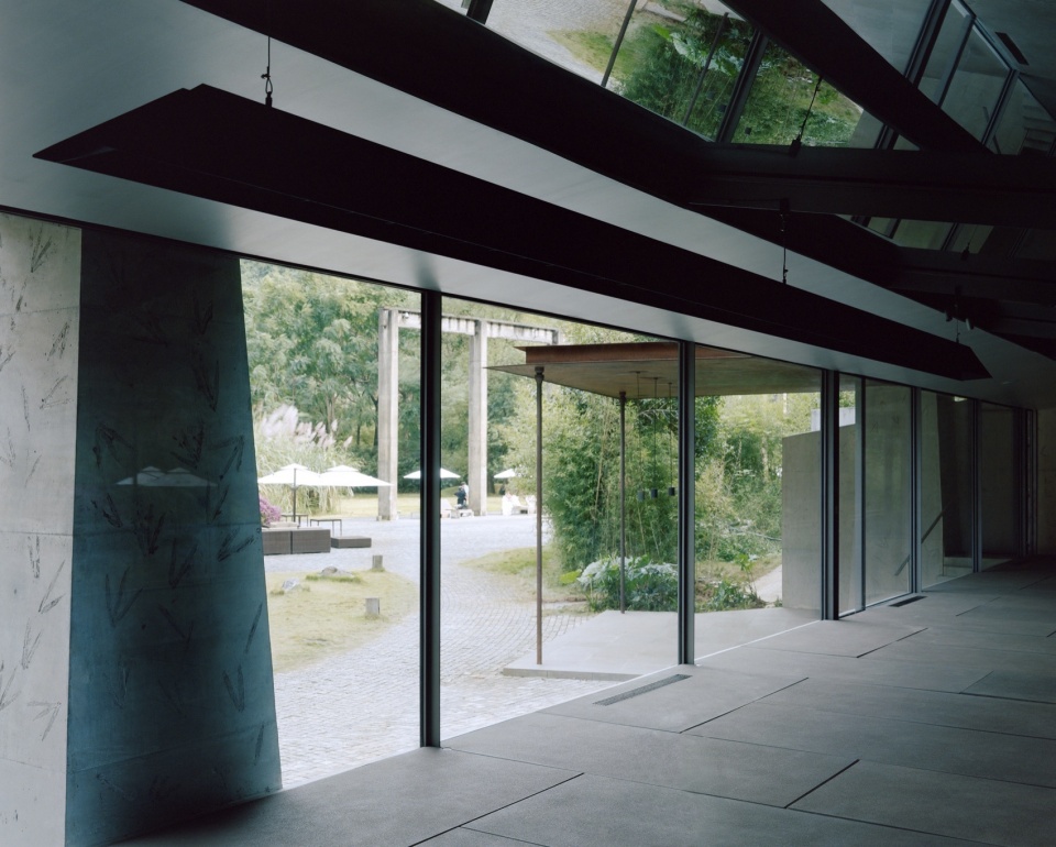 Stream Restaurant by Atelier Guo