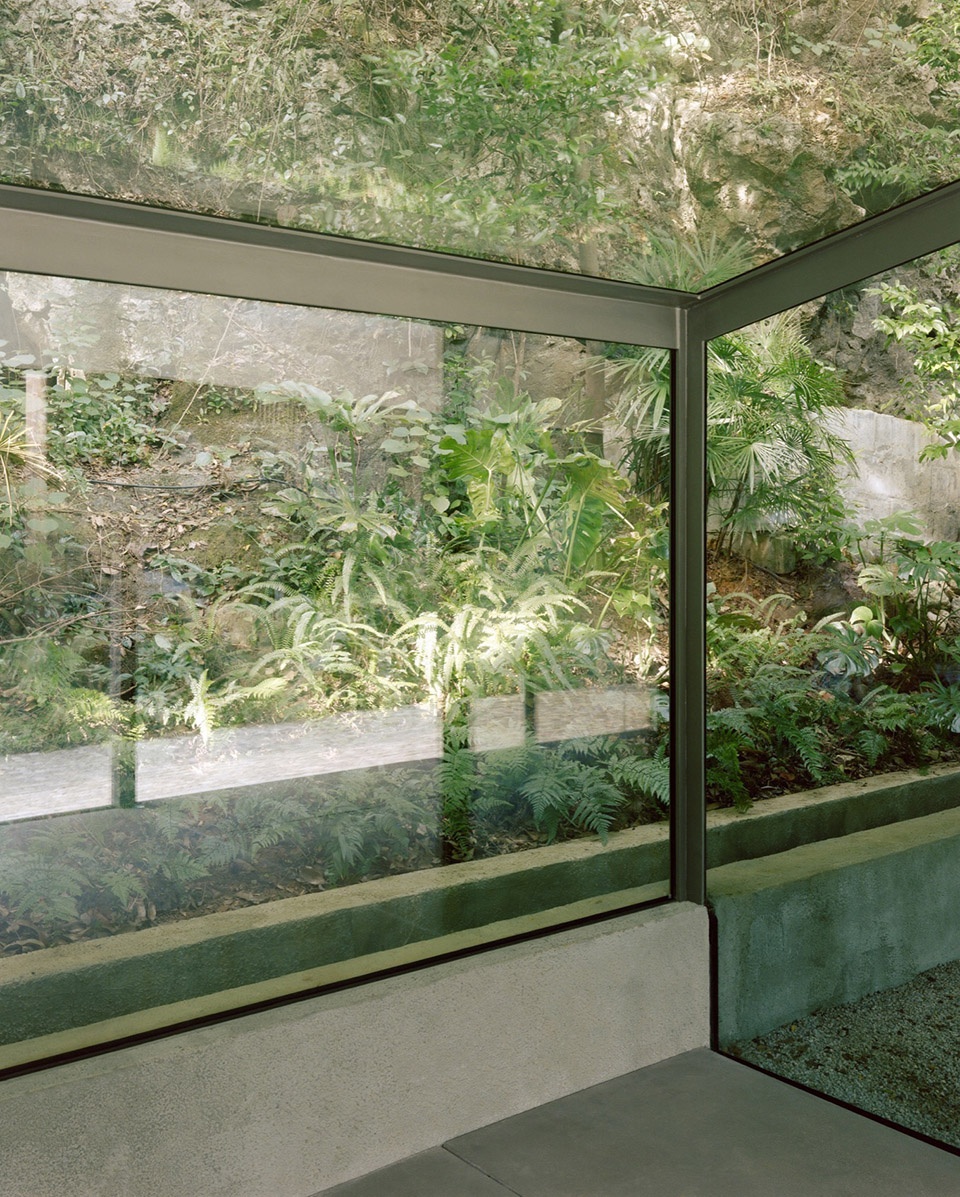 Stream Restaurant by Atelier Guo