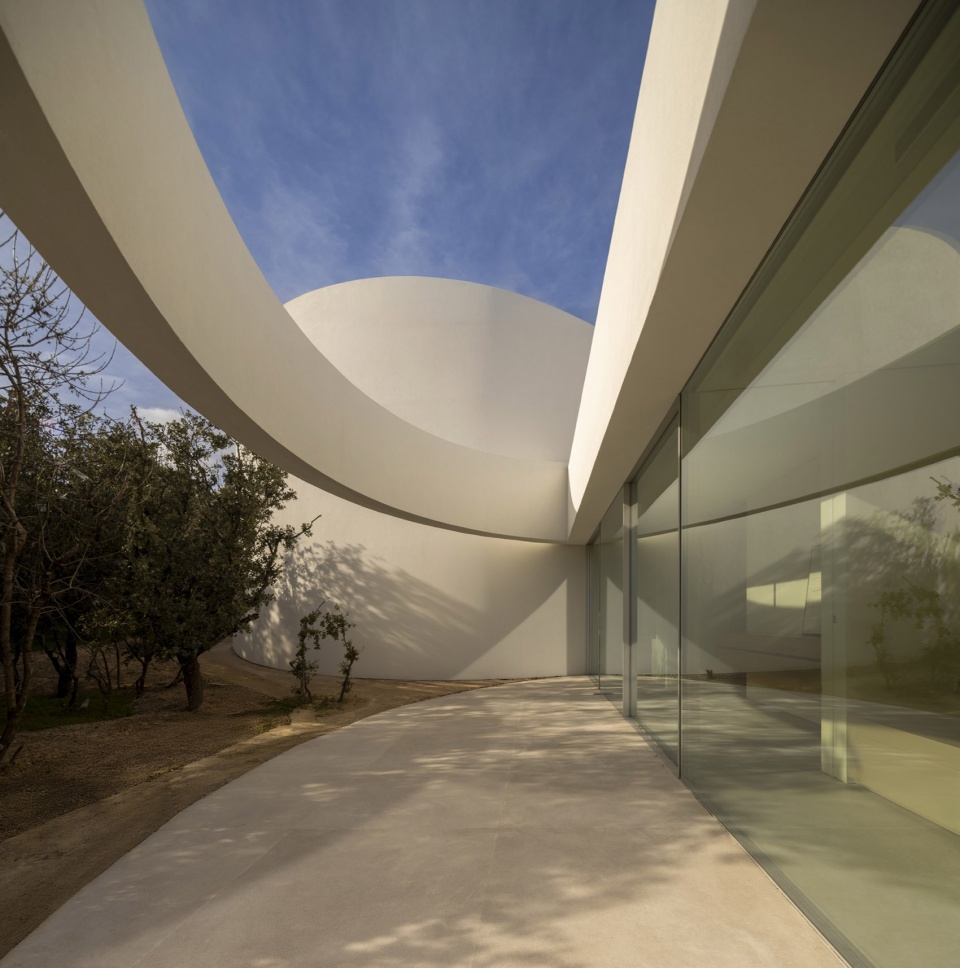 house in las rozas by fran silvestre arquitectos