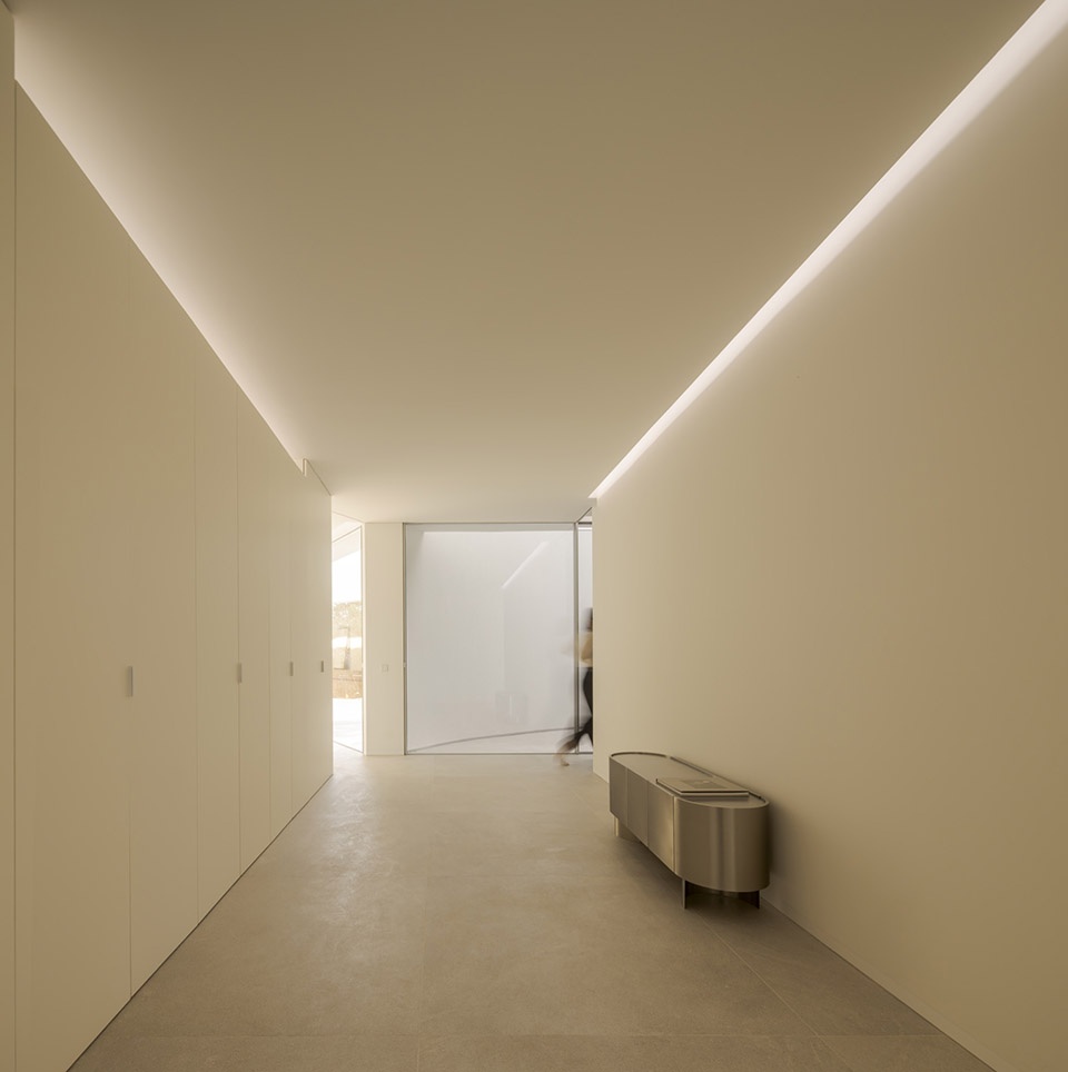 house in las rozas by fran silvestre arquitectos