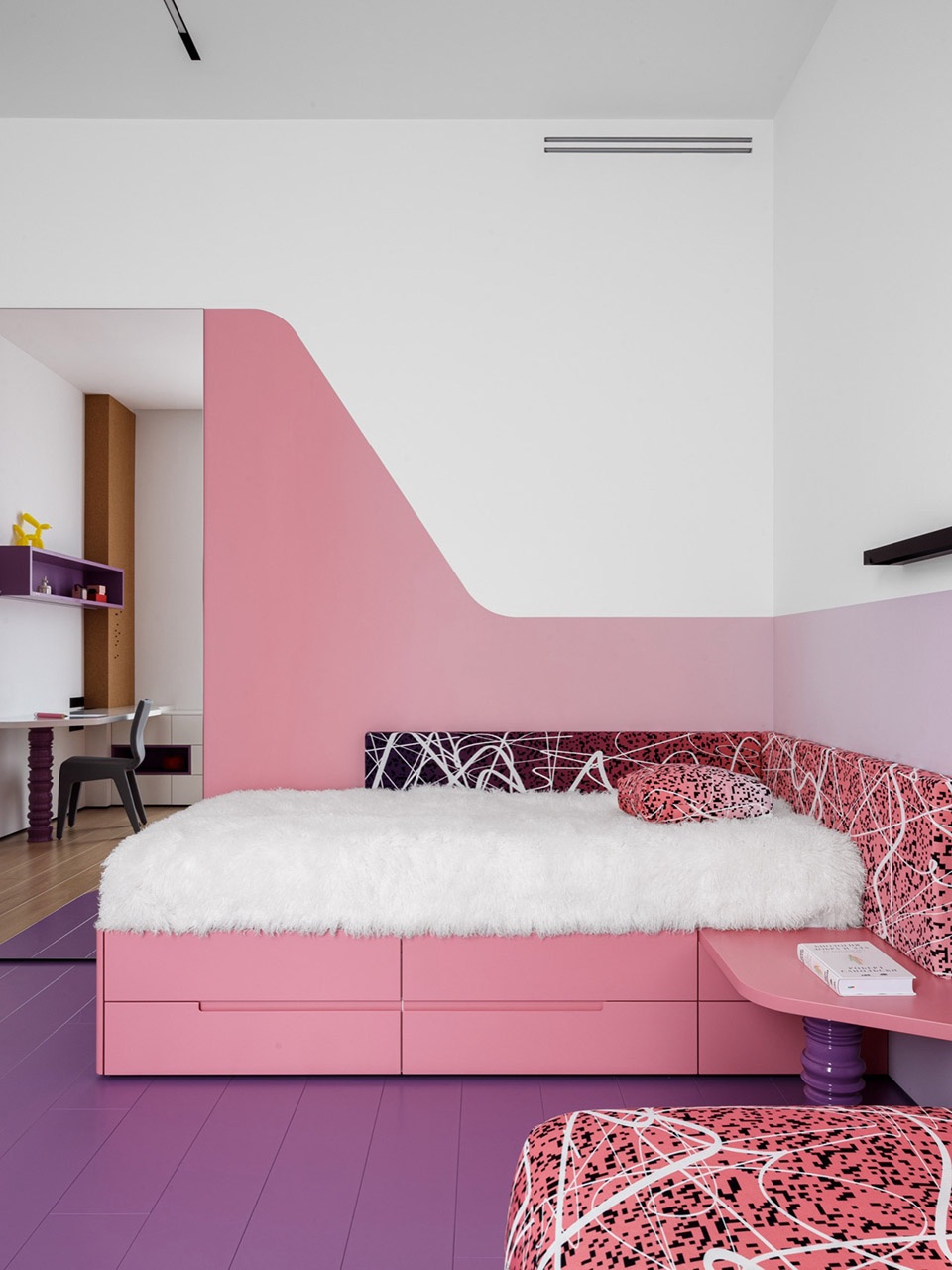 Manifest of Digital Aesthetics in a Residential Interior