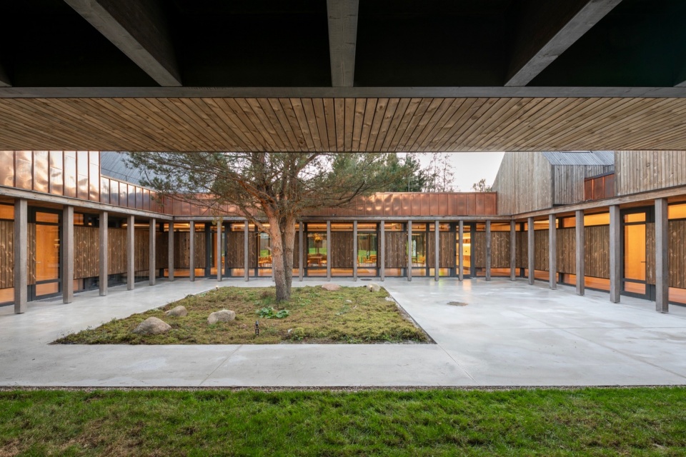 SANCTUM Nature Therapy Retreat by arches mgh