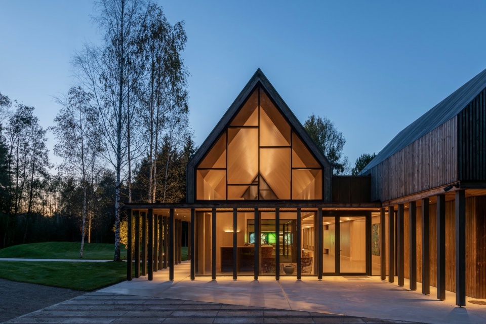 SANCTUM Nature Therapy Retreat by arches tz7