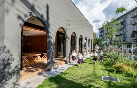 KC幼儿园及托育园，日本 / HIBINOSEKKEI + Youji no Shiro + KIDS DESIGN LABO