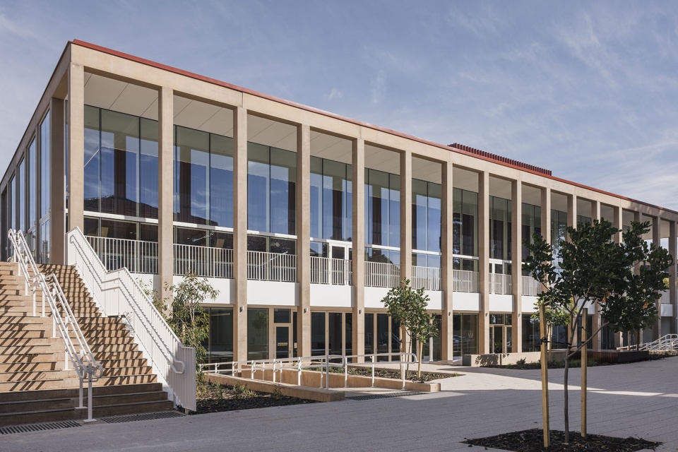 Santa Maria College Cultural Centre by Architectus