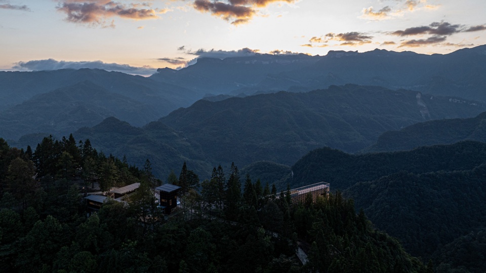 huangfengyan camping park visitor center by xj designagency