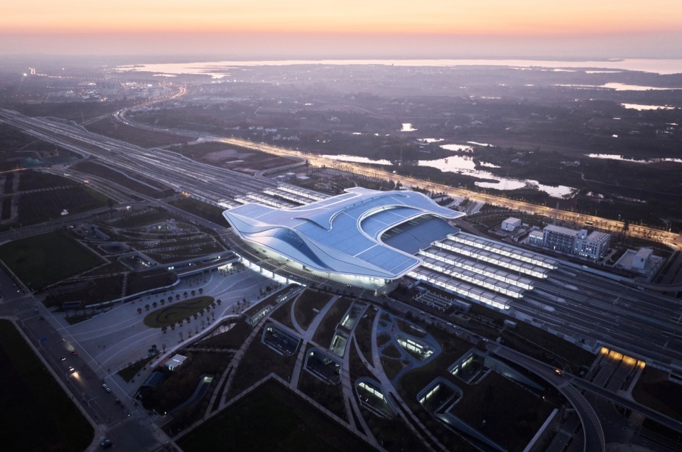 jingmen west railway station by citic architectural design research institute co ltd china railway siyuan survey and design group co ltd