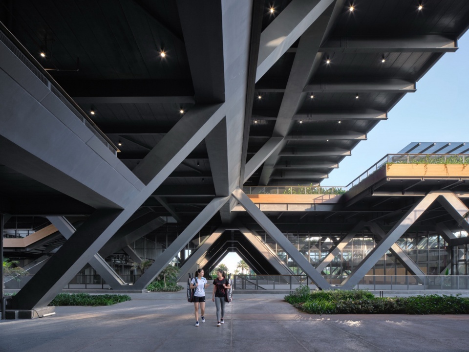 Haikou Workers Activity Center by CADG
