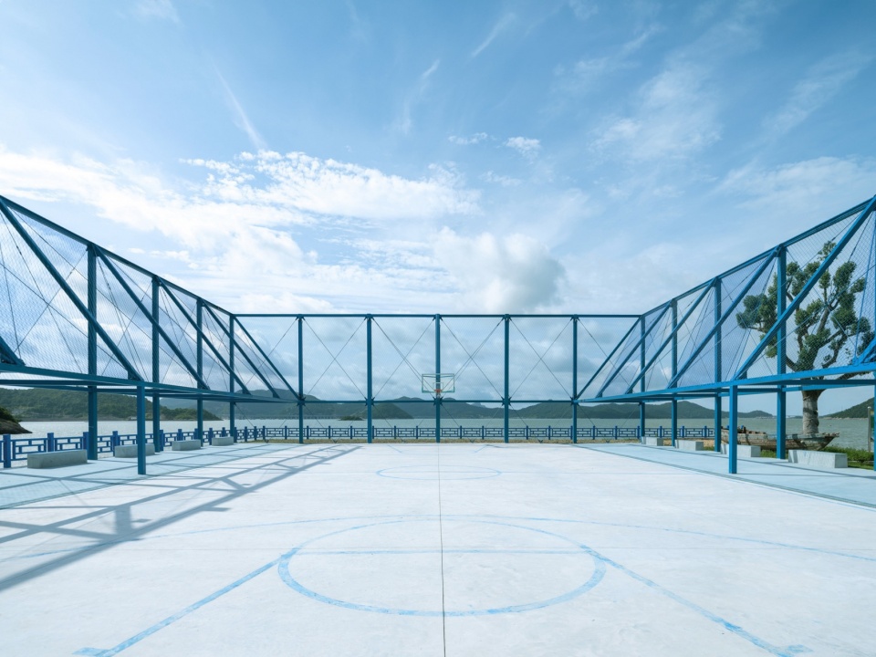 blue court by found projects atelier noirs