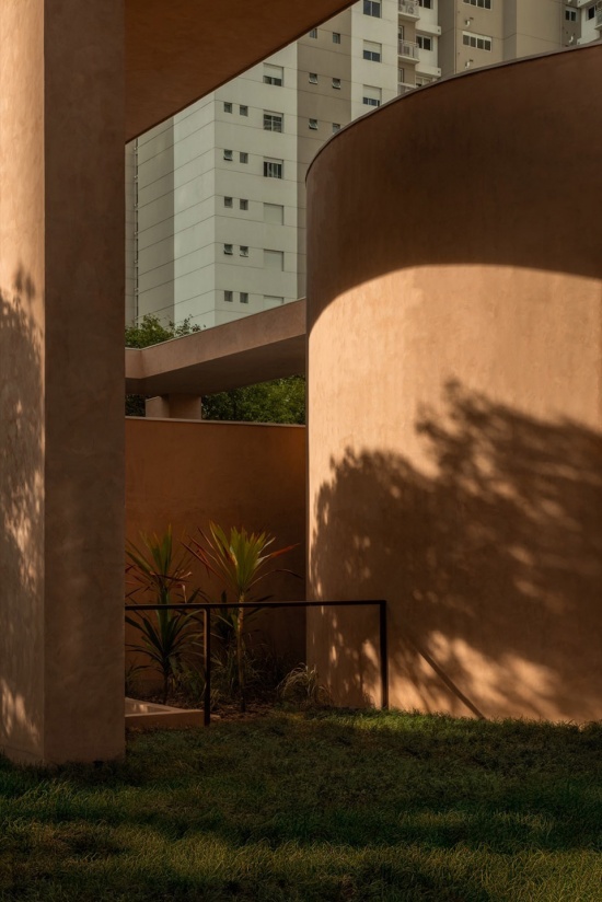 Sofia Pavilion by Leonardo Zanatta Arquitetura