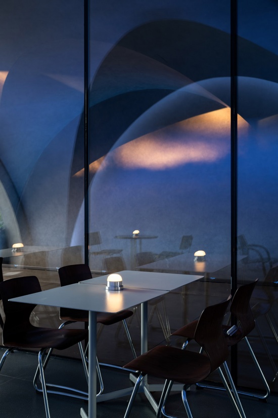 luminous tunnel dos restaurant by mars studio