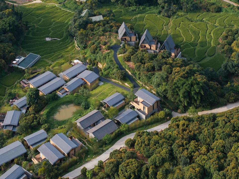 guangzhou ji yun yao resort landscape design by line plus