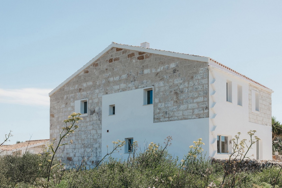son martorell by idearch studio
