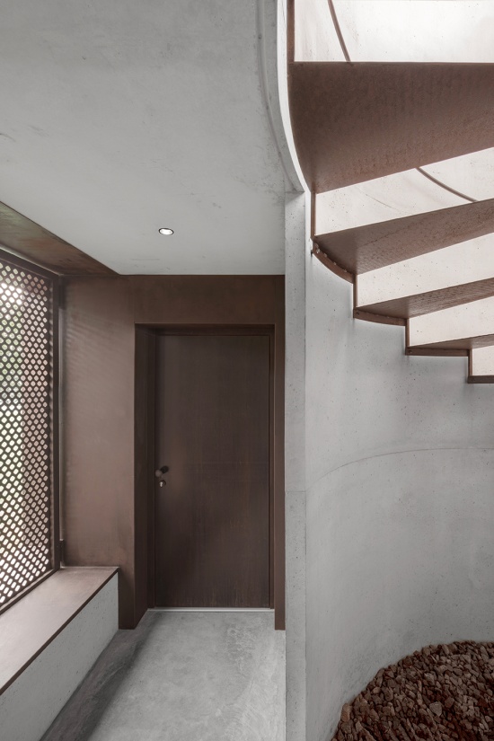 BÜROATELIER ED by Architekt Daniel Ellecosta