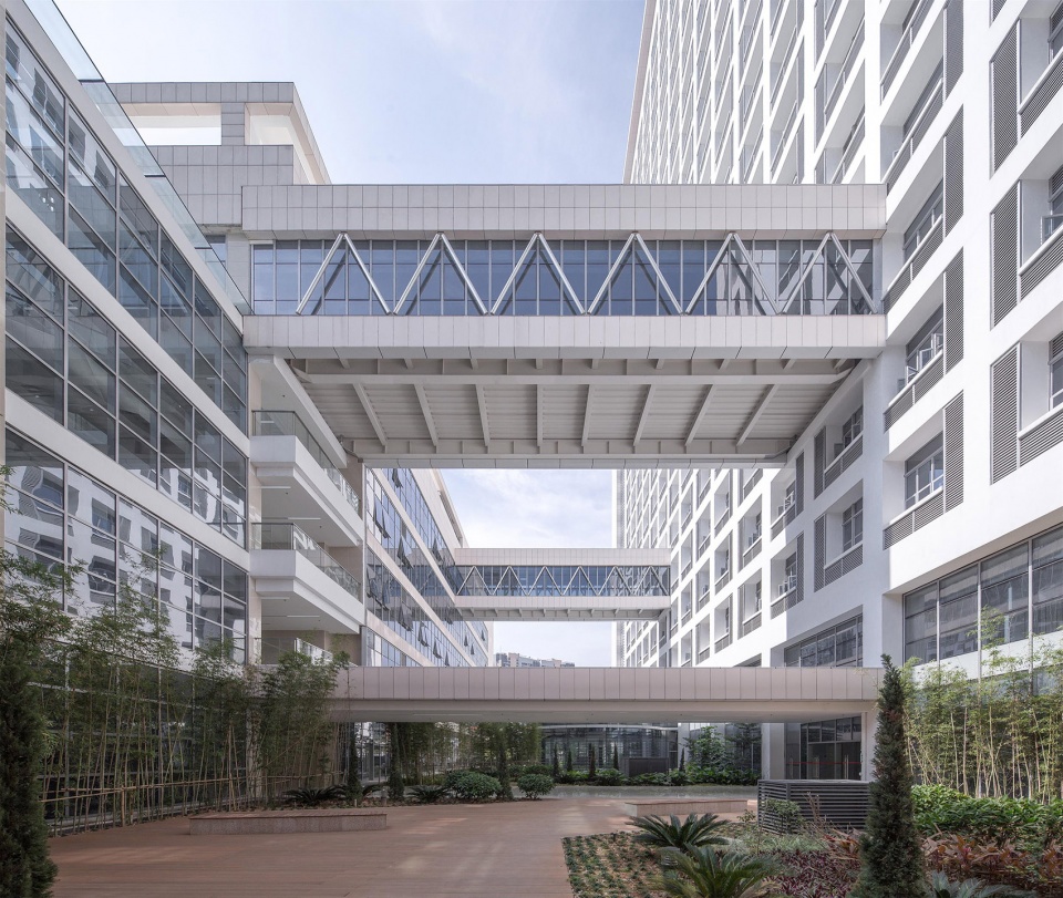 Shenzhen Bao an Maternal and Child Health Hospital SHENZHEN CAPOL INTERNATIONAL ASSOCIATESCO LTD