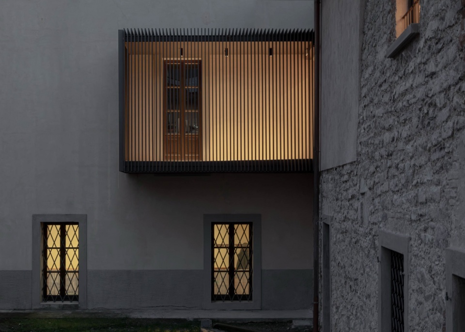 recovery of the body west of villa dellamicizia by invernizzi gaffuri architetti associati