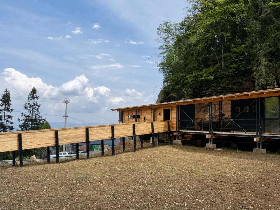 wind gate station by xj designagency