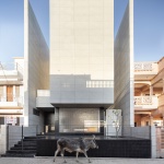 墙间住宅，印度 / Studio Urban Form + Objects