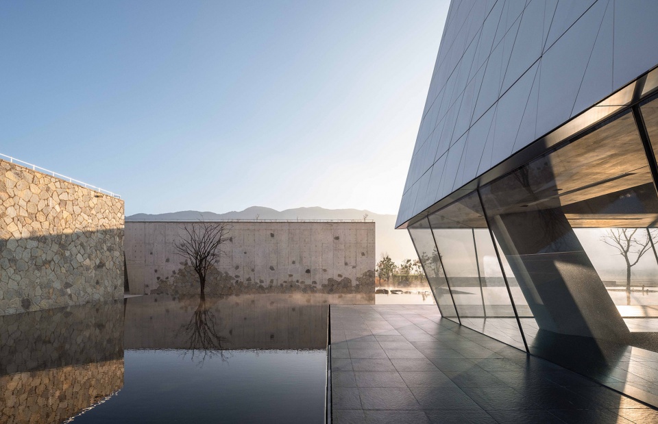 diageo yuntuo complex by oli