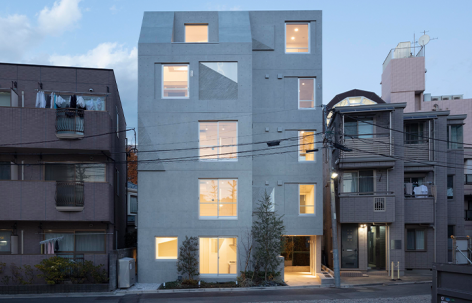 新中野梯形公寓,东京 / Ryuichi Sasaki Architecture