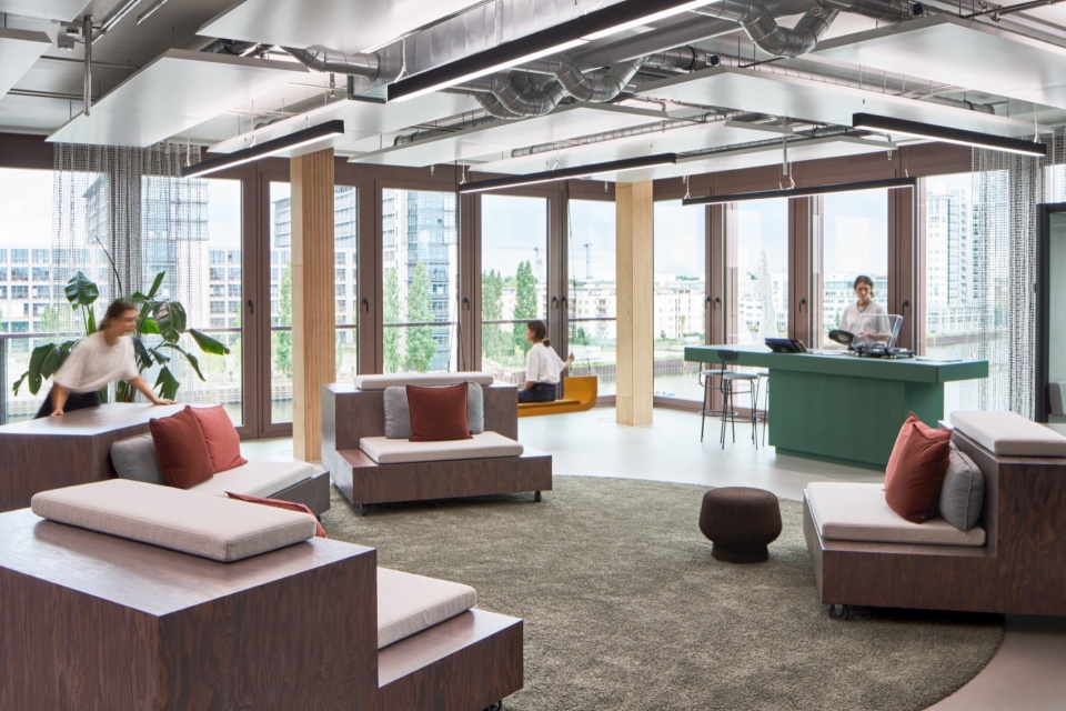 Dockyard Lobbies by Ippolito Fleitz Group