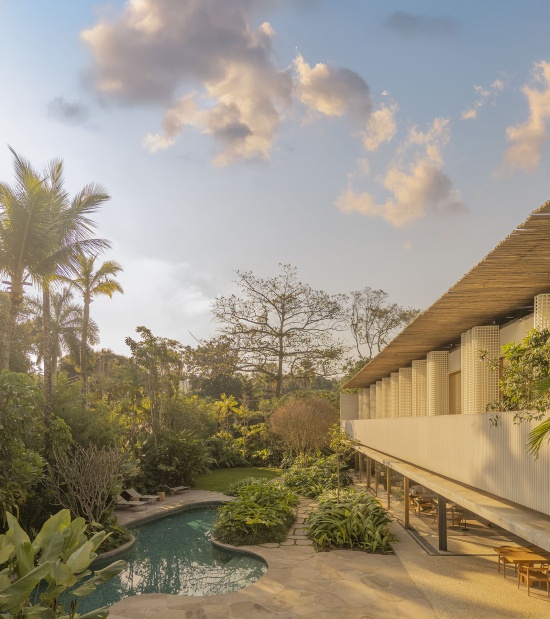 Biribinhas House Landscaping by Rodrigo Oliveira Paisagismo
