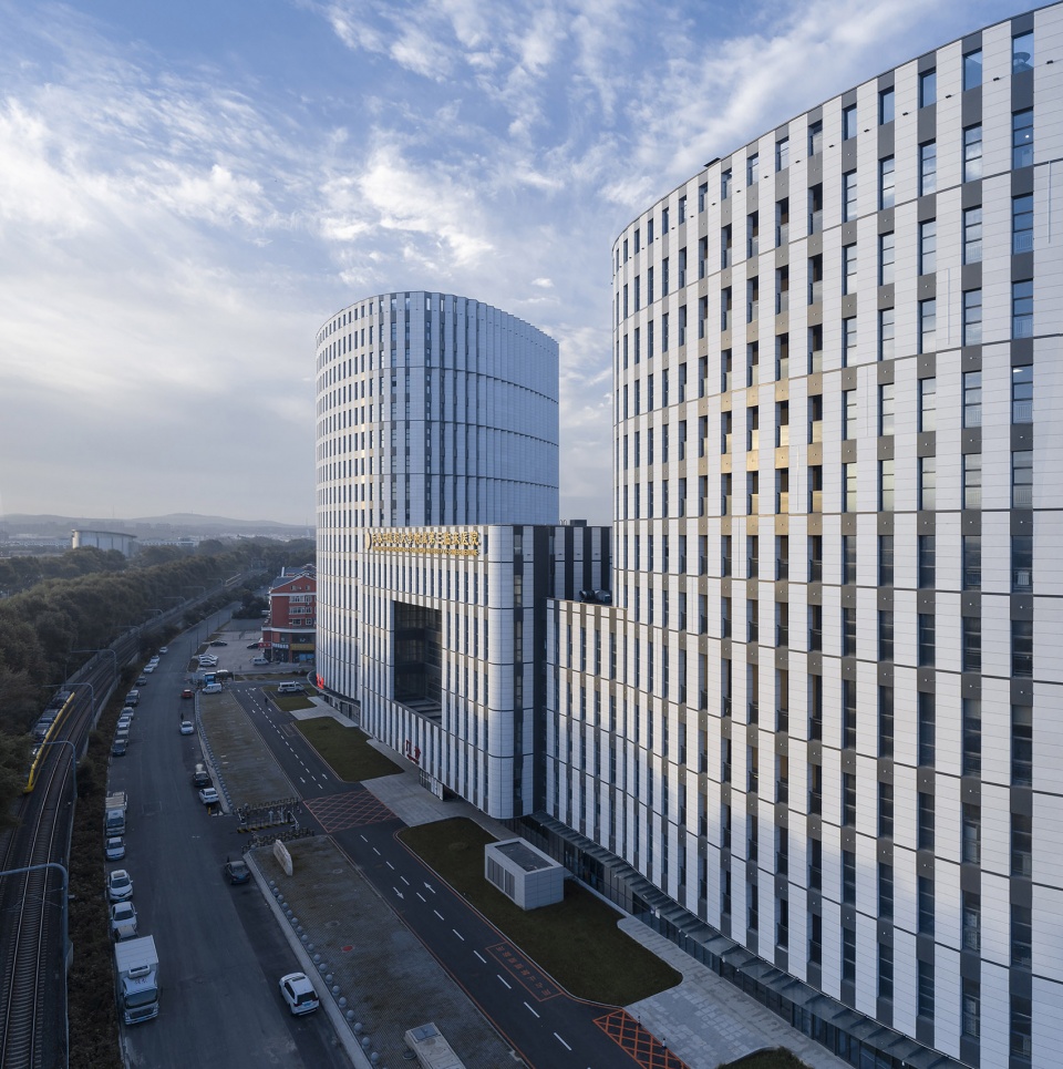 The Third Affiliated Hospital of Changchun University of Chinese Medicine China by Architectural Design and Research Institute of Tsinghu...