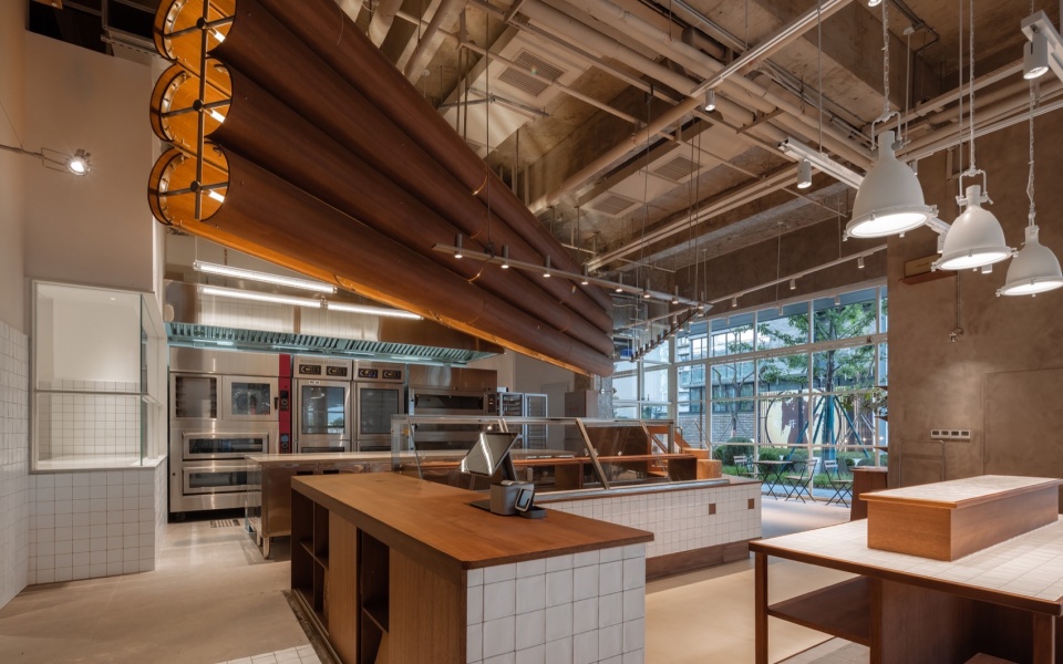 Giant Mama Bixiang Chuxiang Lane by Whatever Design Office