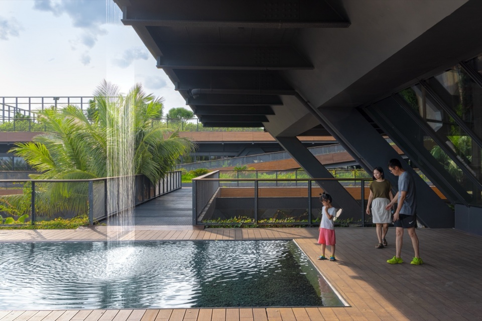 Haikou Workers Activity Center by CADG