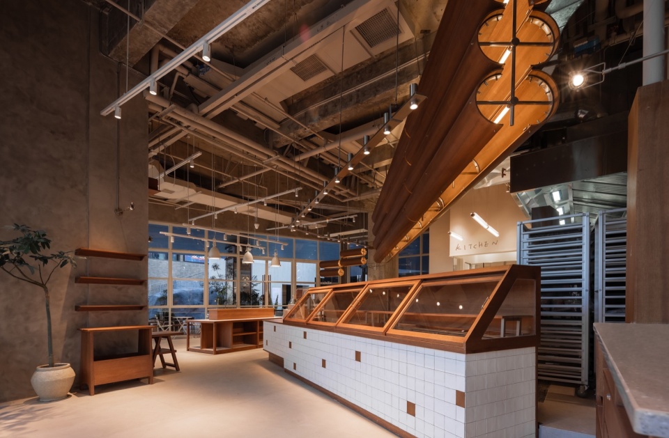 Giant Mama Bixiang Chuxiang Lane by Whatever Design Office