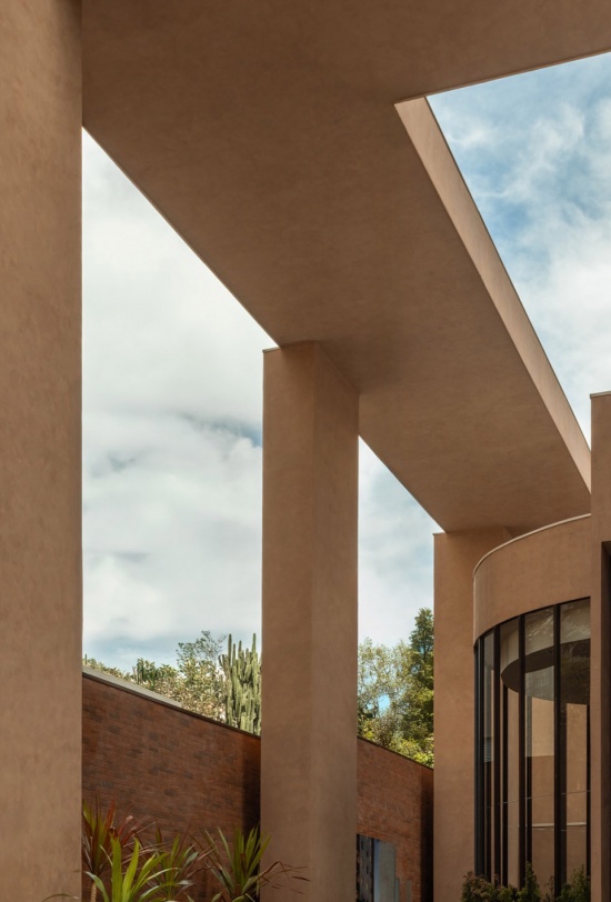 Sofia Pavilion by Leonardo Zanatta Arquitetura