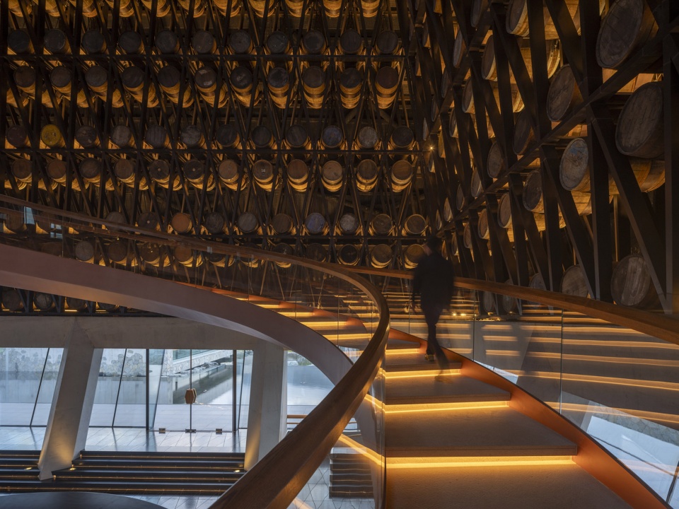 diageo yuntuo complex by oli