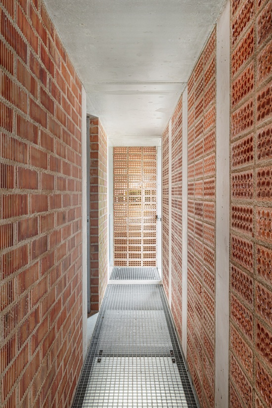 firemen tower in vall dhebron by carles enrich studio