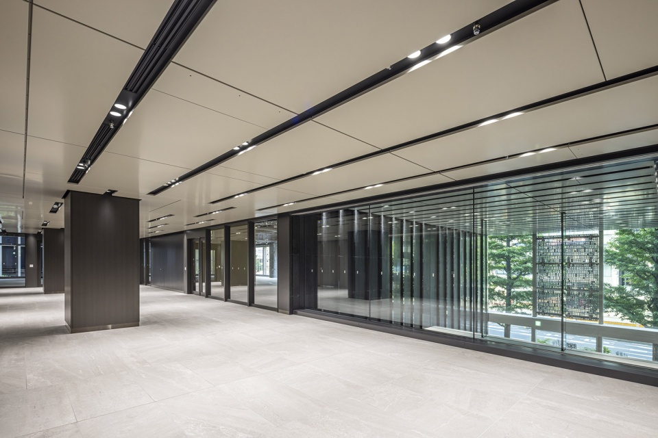 yaesu daibiru building by nikken sekki
