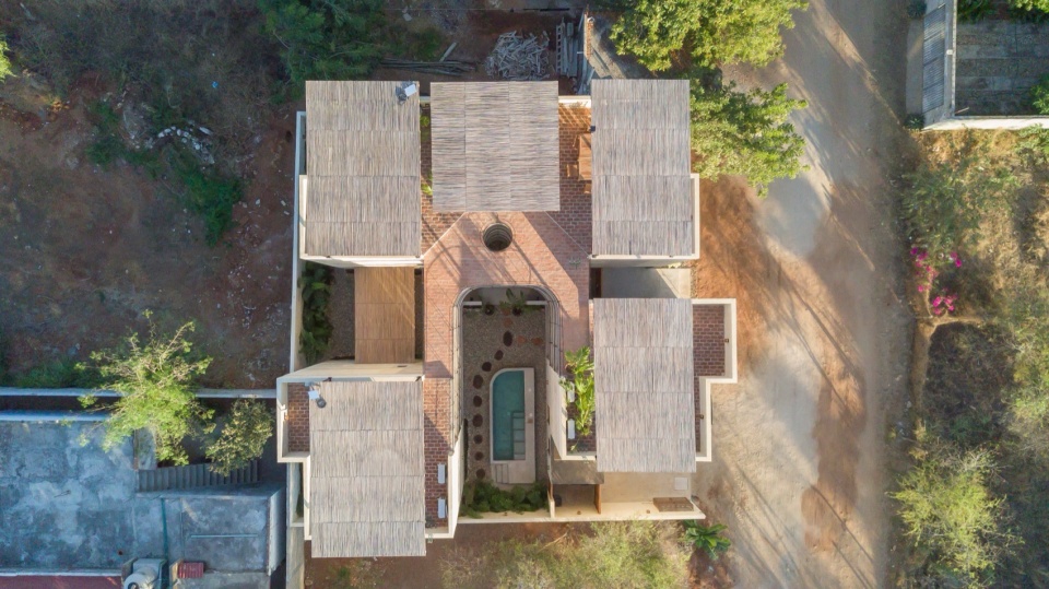 Casa Kame by ESTUDIO ZERO