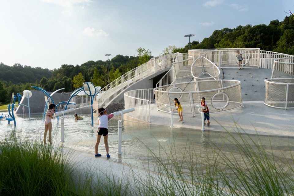 Liuquan Lake Water Discovery Park by HID Landscape Architecture