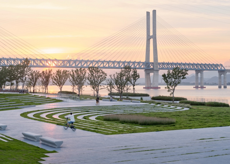 ripples becoming everyday ground by original design studio tjad