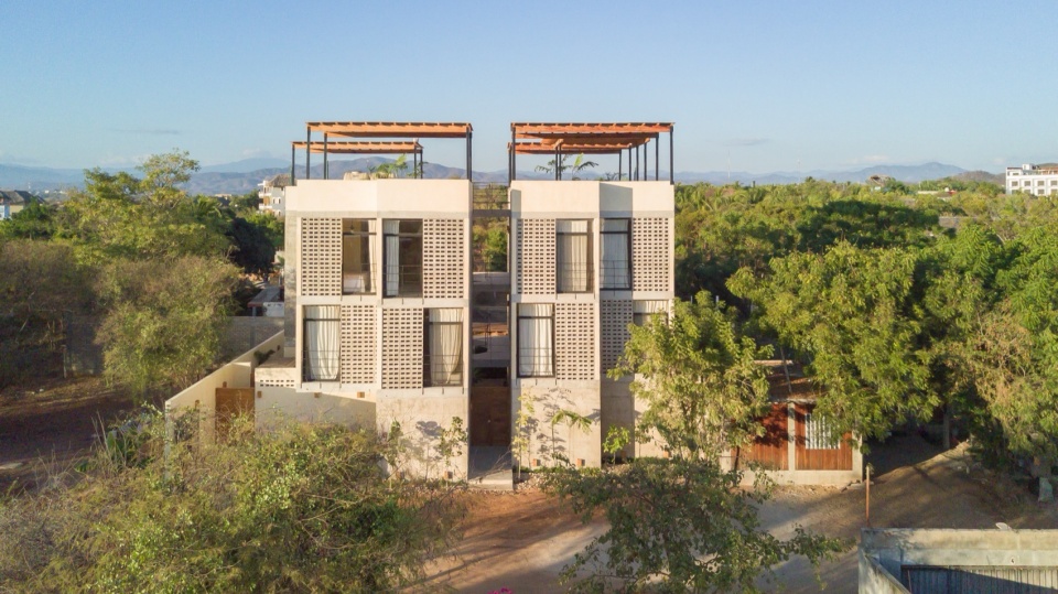 Casa Kame by ESTUDIO ZERO