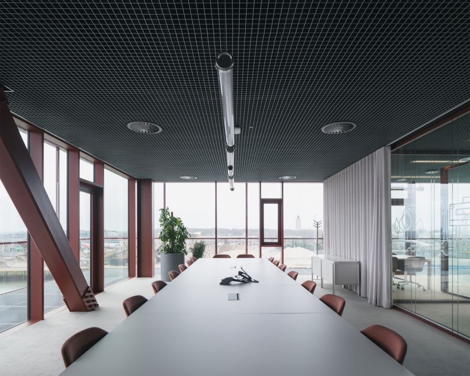 Elia Groups Service Center by OYO Architects