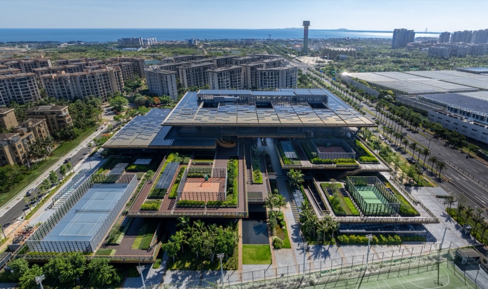 Haikou Workers Activity Center by CADG