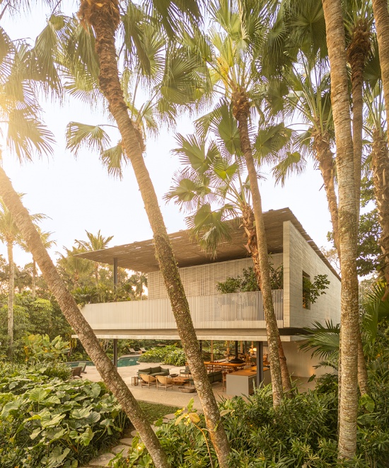 Biribinhas House Landscaping by Rodrigo Oliveira Paisagismo
