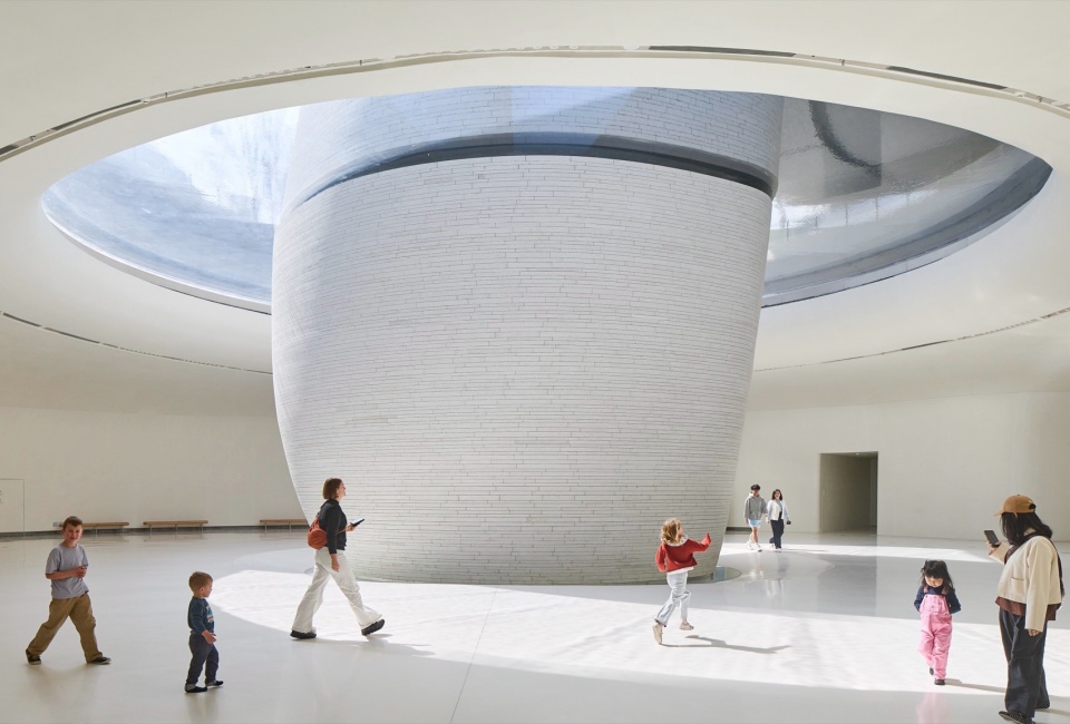 Shenzhen Bay Cultural Square by MAD uii