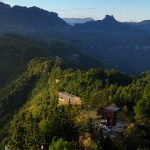 Huangfengyan Camping Park Visitor Center by XJ DesignAgency