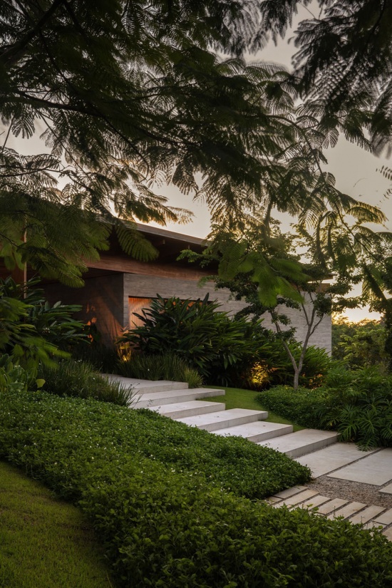 Casa Flow by Felipe Caboclo Arquitetura