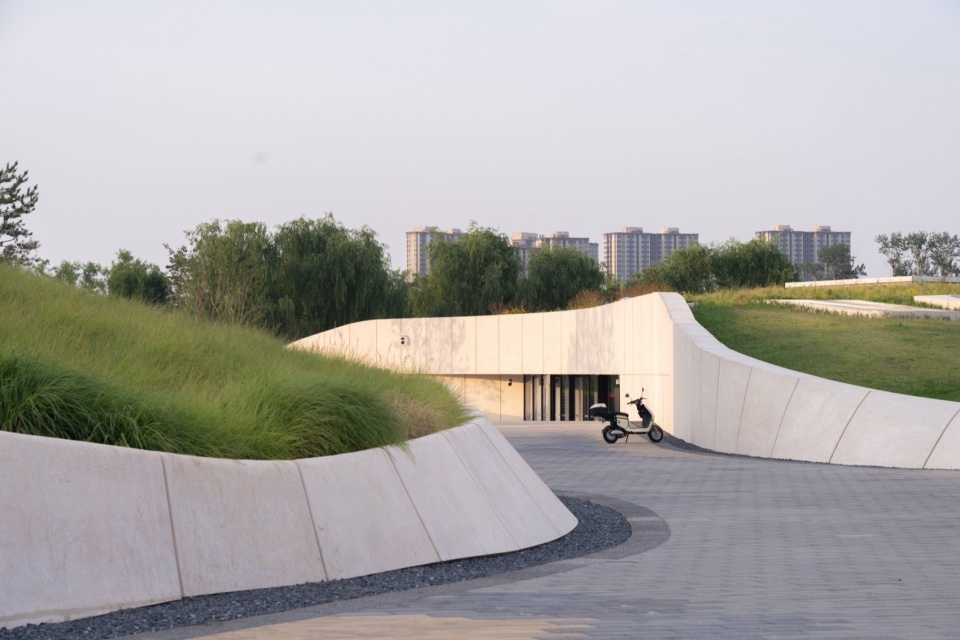 Luxian Ancient City Site Museum by BIAD Li Yinong Studio