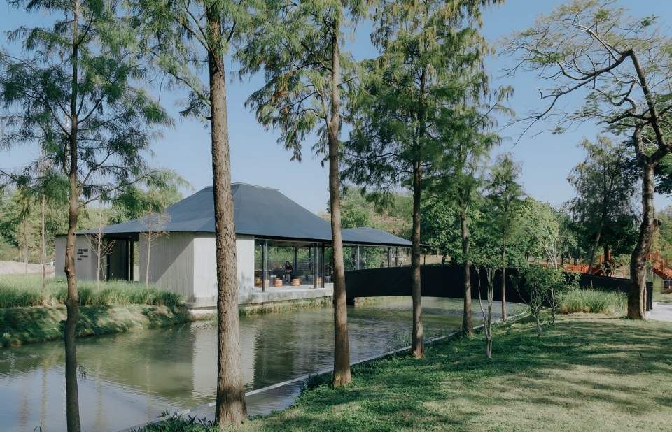 dadun dragon boat art base lecong shunde by atelier alternative architecture