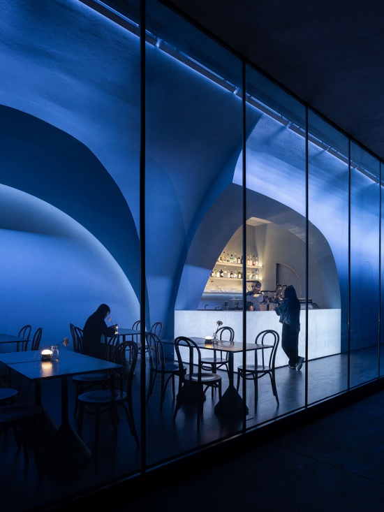 luminous tunnel dos restaurant by mars studio